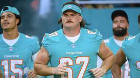 Chicago Bears trade for Orland Park native Dan Feeney, per reports