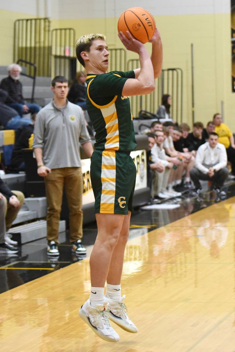 Coal City's Carter Nicholson shoots a 3-pointer during a game at Herscher Tuesday, Jan. 27, 2026.