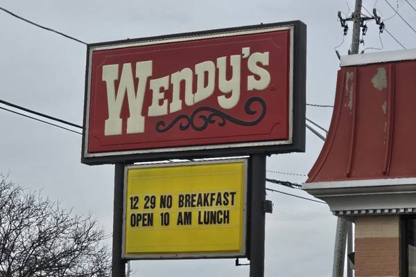Wendy’s in Joliet closes, property for sale