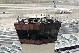 Major flight delays at O’Hare due to burst pipe at air traffic control tower