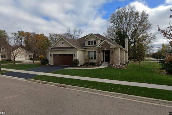 Single-family home sells in Geneva for $875,000