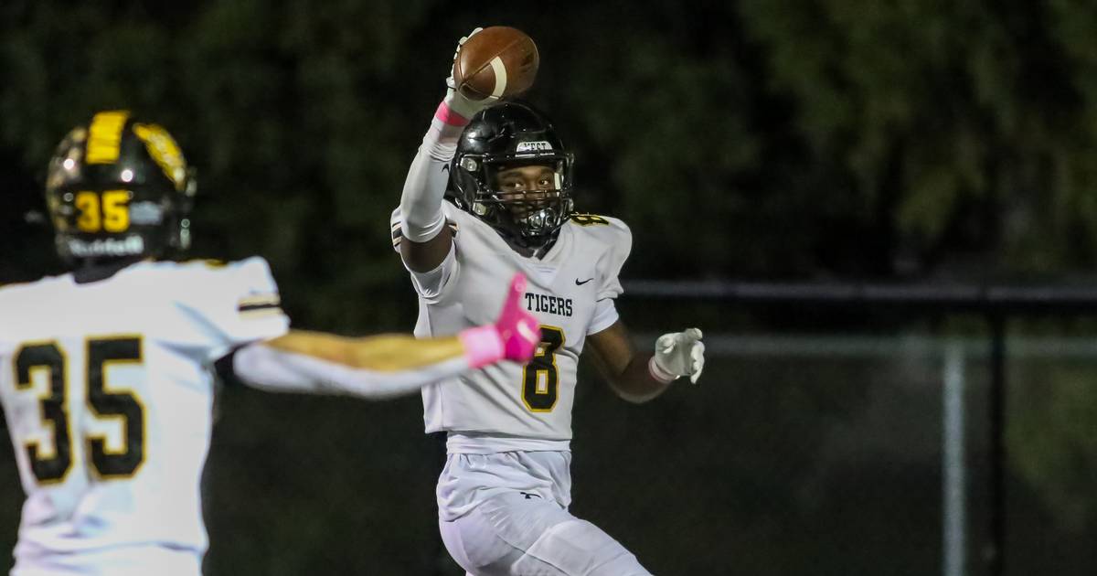 2024 IHSA football schedule released Games to watch in The HeraldNews
