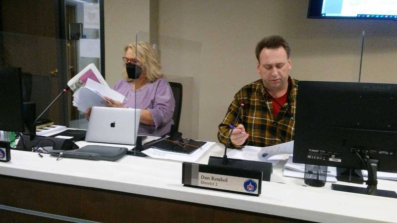 Kendall County Board member Dan Koukol, right, presents small business COVID-19 grant requests to the board's economic development committee on Jan. 13. At left is board member Robyn Vickers. (Mark Foster mfoster@shawmedia.com)