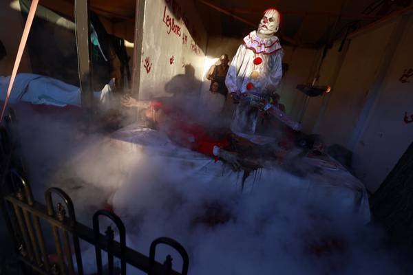 Nightmare on Williams Street: Downers Grove resident raises goosebumps on his home turf 