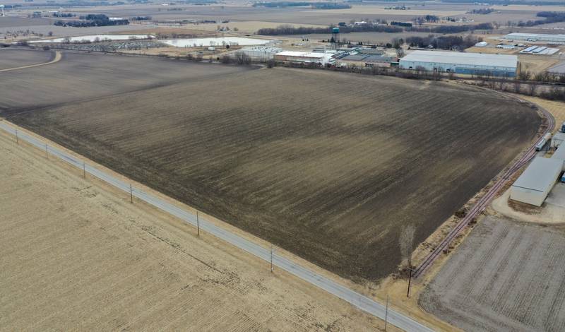 An aerial view of a proposed solar farm location looking southeast along North 4350th Road and Hume Drive on Tuesday, Feb. 24, 2025 in Mendota. The City of Mendota could soon host a community solar project on a 30-35-acre parcel on the city’s northeast side. The parcel is located on the northeast side of town between the railroad tracks and N 4350th Rd.