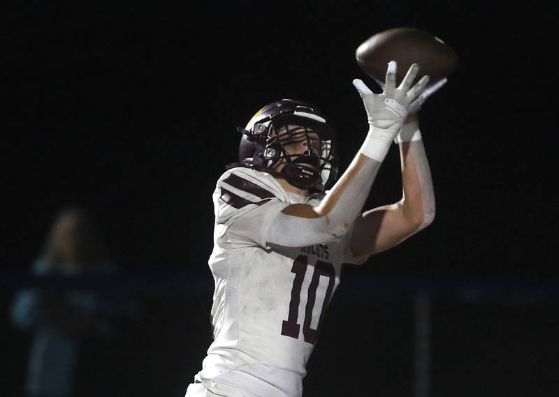Richmond-Burton's Luke Robinson catches a touchdown pass during a Kishwaukee River Conference football game against Johnsburg on Friday, Sept. 12, 2025, at Johnsburg High School.