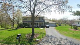 Downers Grove: Single-family home sells for $925,000