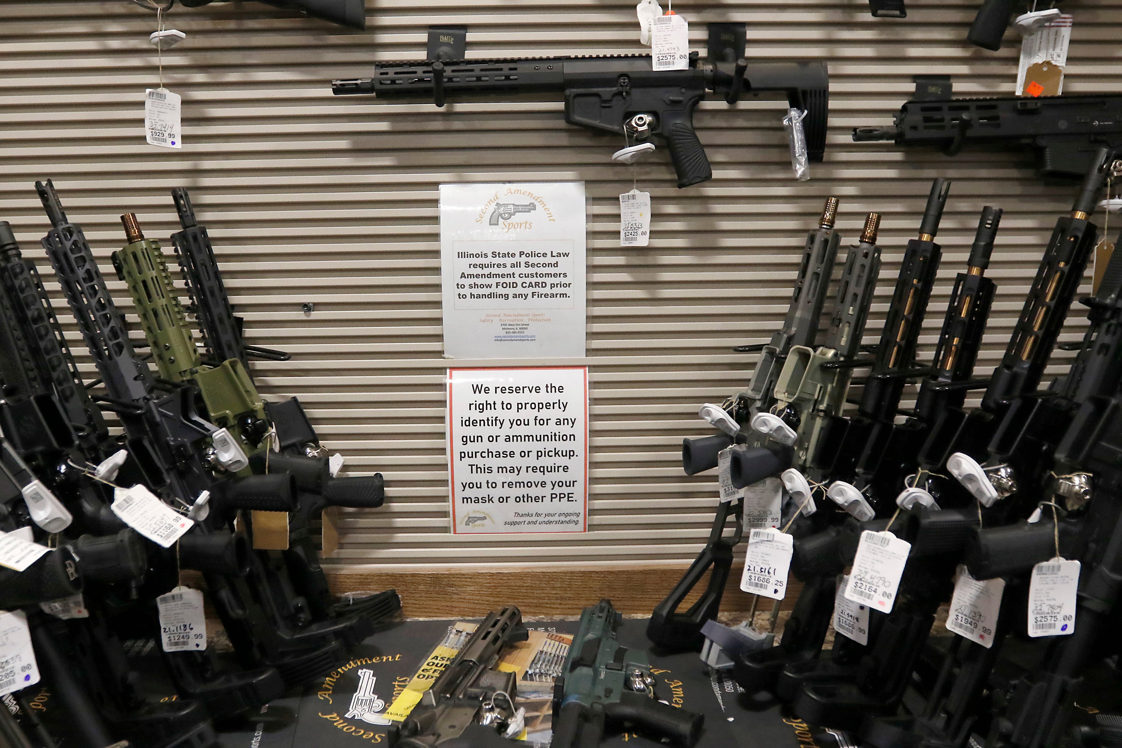 Illinois gun ban back in place for now after appellate court’s order