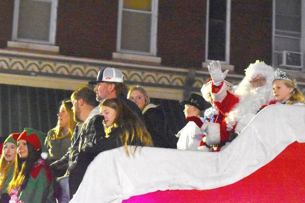 Things to Do: Morrison, Fulton, Erie Christmas walks, MMTA’s ‘It’s a Wonderful Life’