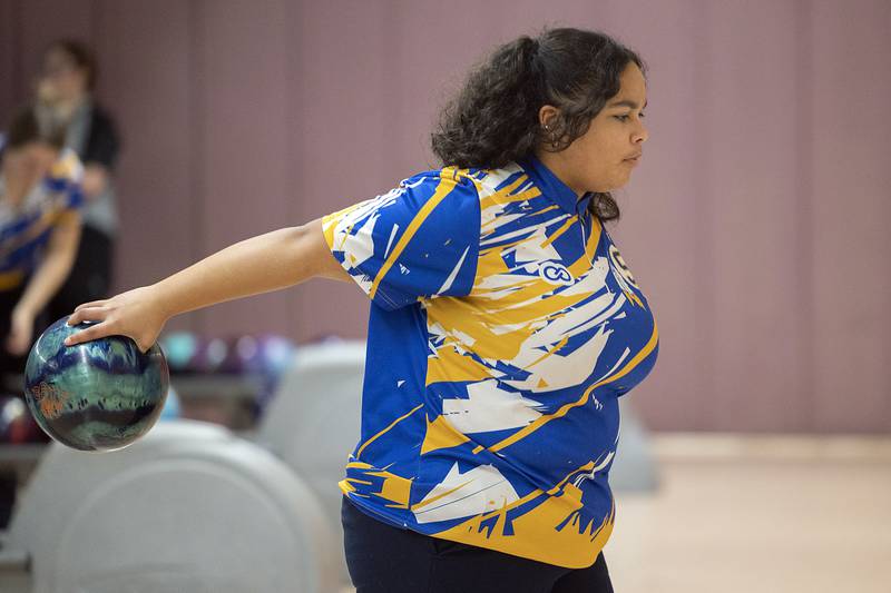 Sterling’s Phinley Wright bowls against Galesburg Tuesday, Jan. 7, 2025, at Blackhawk Lanes.