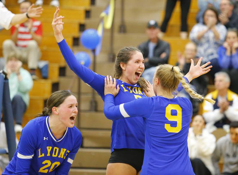 Lyons' Abby Markworth (7) reacts to a point during the girls varsity volleyball game between Lyons Township and Glenbard West on Tuesday, Oct. 11, 2022 in LaGrange, IL.
