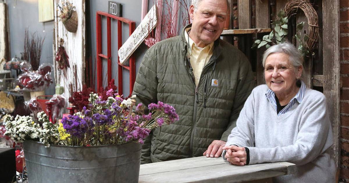 Blumen Gardens owners celebrate 30 years in business, marriage Shaw Local