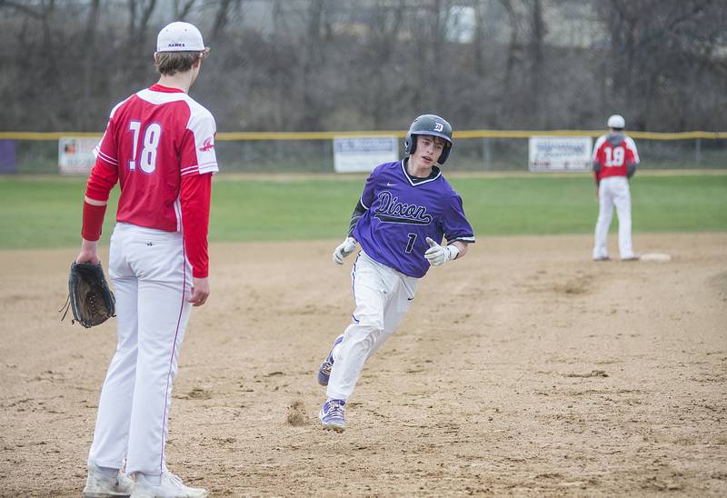 Dixon's Beau Evans rounds third base Tuesday, April 5, 2022 against Oregon.