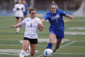 Undefeated Wheaton Warrenville South set for big tests this week: Suburban Life girls soccer notebook