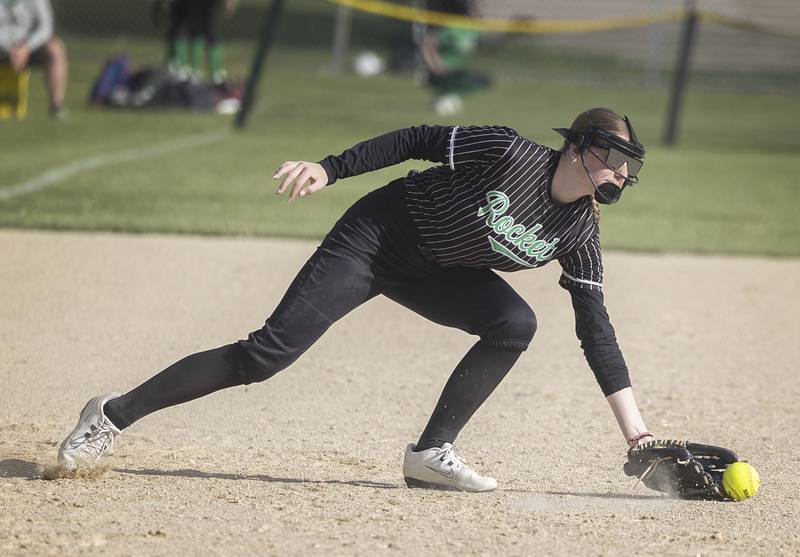 Rock Falls’ Rylee McFadden snags a grounder at third against Dixon Thursday, May 7, 2026.