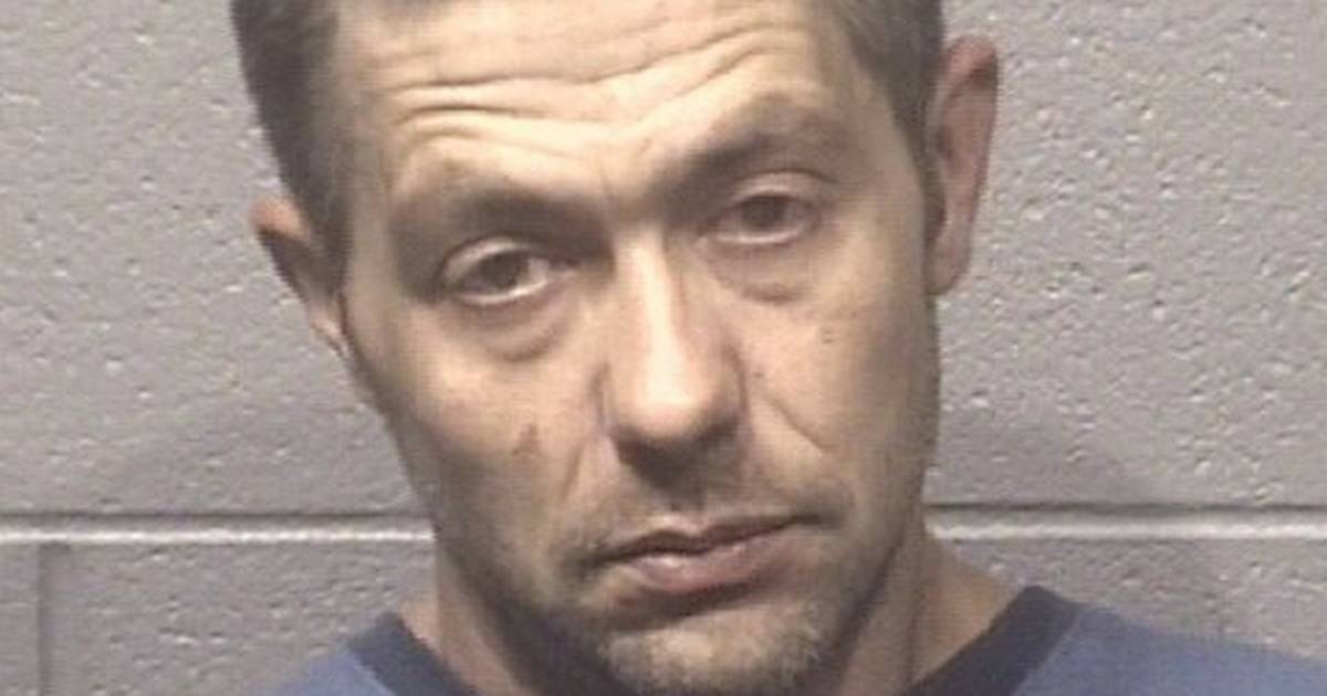 DeKalb man arrested on court warrant, charged with aggravated resisting