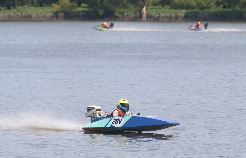 Brie Gibson of Washington, races in the K-Pro Runabout during the US Title Series Pro National Championship Boat Races on Friday, July 26, 2024 at Lake DePue.