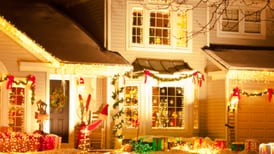 Montgomery holiday decorations contest now open