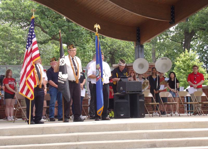 Ron Sauers serves as the master of ceremonies Monday, May 29, 2023, during the Memorial Day ceremony at City Park in Streator.