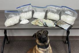 Grundy County Sheriff’s Office seizes 10 pounds of methamphetamine in arrest of Iowa residents