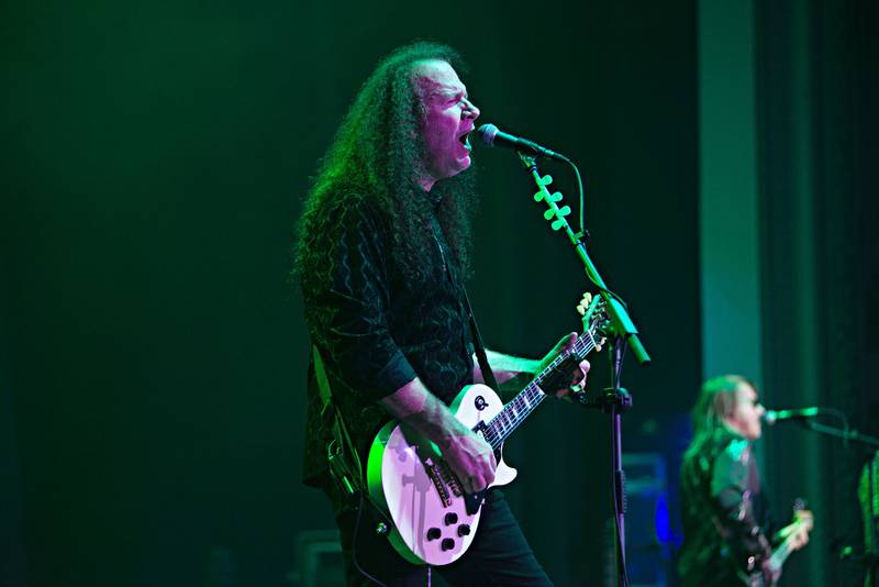 Lead guitarist Sean Tarr performs Friday, Aug. 19, 2022 with band Double Vision, a tribute band to Foreigner.