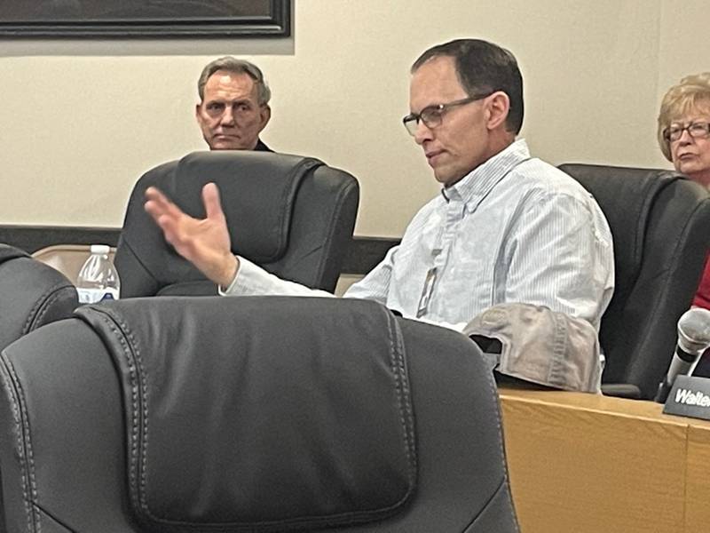 La Salle County shot down a morgue last year, but Board Member Ray Gatza is among those who wants to reopen the discussion, expected in March. “What I’m asking is for this board to make a decision together,” Gatza said Tuesday. “If we can go back and bring it back is all I’m asking.”