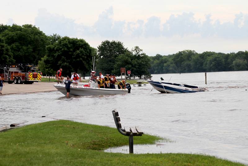 One remains missing after boat accident in Grundy County Shaw Local