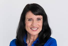 Candida Cain leaves GOP, announces run for Kane treasurer as a Democrat