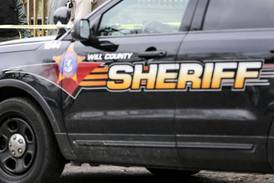 Fugitive strikes Will County sheriff’s deputy’s car during pursuit
