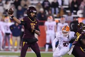 Montini junior quarterback Israel Abrams announces commitment to Miami