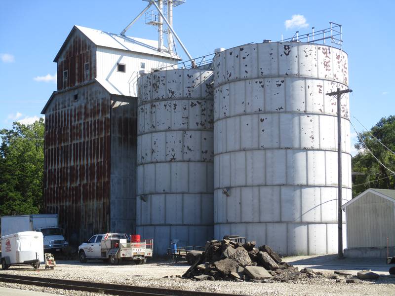 The grain elevator and silos along East Hydraulic Avenue in downtown Yorkville are to be part of a restaurant and brewery redevelopment project.