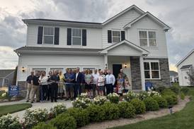 Lennar’s model home opens in Sycamore for prospective Reston Ponds buyers