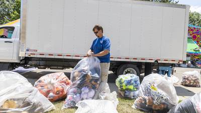 Photos: 2025 Petunia Festival carnival set up