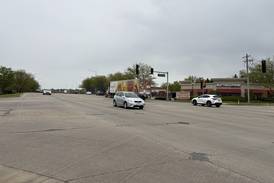 Chicago man charged with DUI after 3-vehicle crash in Crystal Lake, police say 