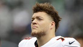 Guard Teven Jenkins ‘week-to-week’ with injury: Chicago Bears practice report for Aug. 22