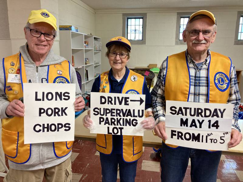 Pictured (left to right): Oregon Lions Club members Sharon Wallace, Hester Bury and Oregon Lions President Dave Stenger.