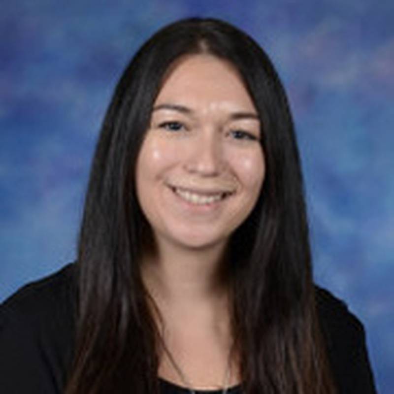 Rachel Kurtz, a seventh and eighth grade science teacher at Cambridge Lakes Charter School, has been awarded with the 2024 ISTA Middle School Educator Award.