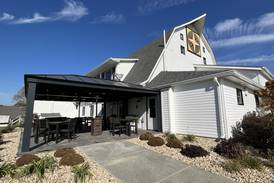 ‘Santa Sunday’ brunch this weekend at Hank’s Farm in Ottawa