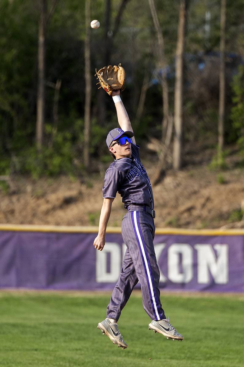Dixon’s Brady Feit leaps but comes up short against Oregon Thursday, April 24, 2025.