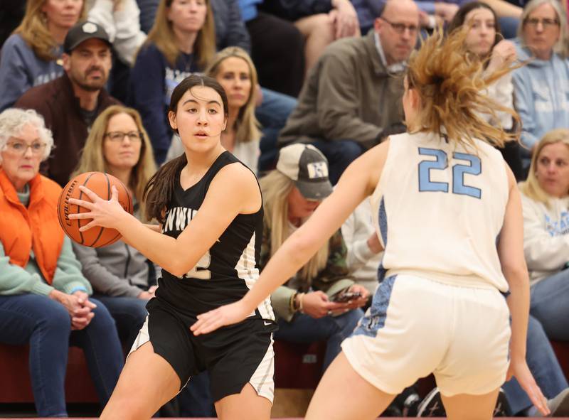 Fenwick's Mia Hernandez (22) tries to get past the Nazareth defense during the girls 3A varsity super-sectional game between Nazareth Academy and Fenwick High School in River Forest on Monday, Feb. 27, 2023.