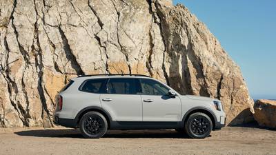 Telluride is handsome mid-size SUV offering extreme value