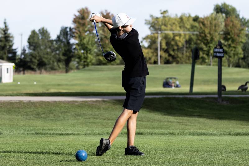 Lincoln-Way West’s Logan Kelley competes in the IHSA Boys’ Class 3A Regional at Green Garden in Frankfort on Oct. 1, 2025.