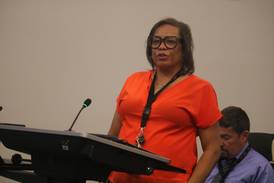 DeKalb District 428 mulls ways to entice more substitute teachers