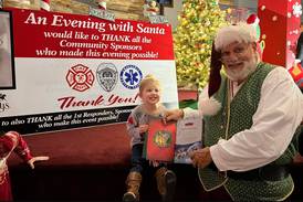 Santa Claus makes stops all over Grundy County leading up to Christmas