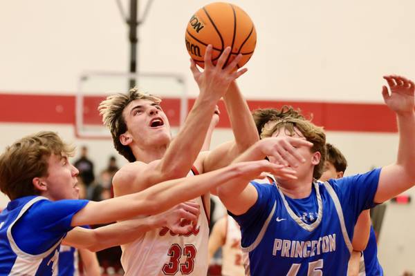 Hall to have balanced offense, pressure defense using versatility, depth