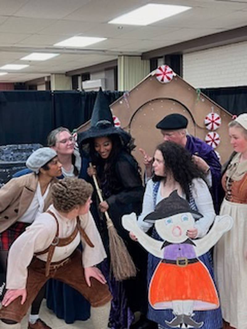 Sinfonietta Bel Canto's 2024 production of "Hansel and Gretel"