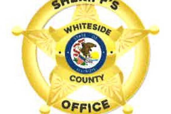 1 killed, 2 hurt in Whiteside County crash north of Fulton