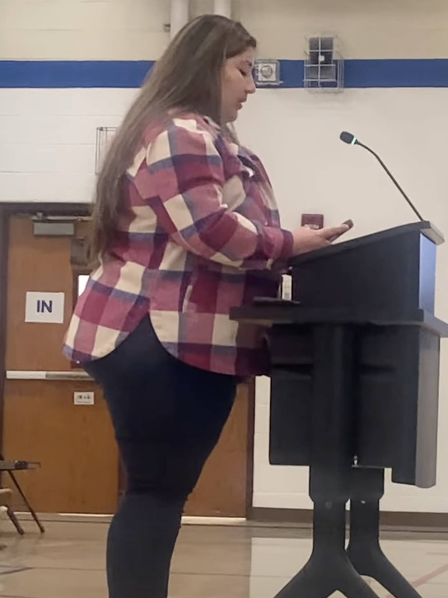 Parent Natalia Arias speaks at the Joliet Public Schools District 86 Board of School Inspectors meeting on Jan. 14, 2026.