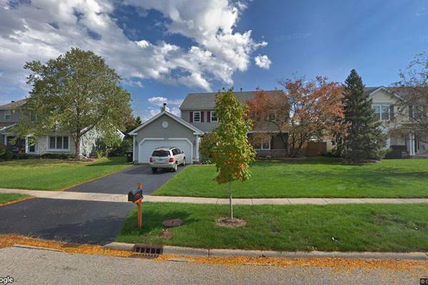 Single-family home in Crystal Lake sells for $400,000