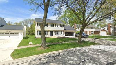 Sale closed in Downers Grove: $895,000 for a single-family home